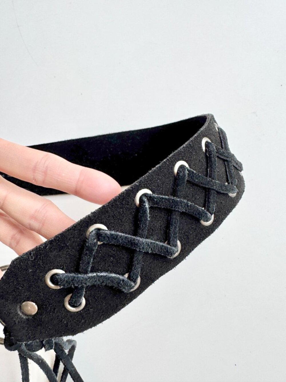 Unbranded Black Suede Leather Woven Fringed Belt, Size M/L - Picture 5 of 7